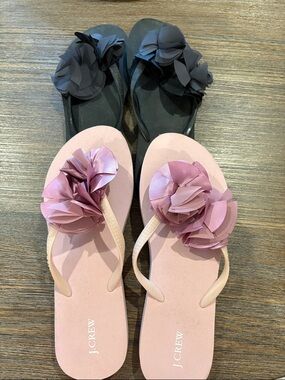 J. Crew Women's Pink Floral Flip Flop Sandals and Black Floral Pair 2 for 16$